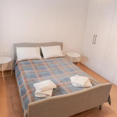 Cube House - Detached With Garden And Parking Volos