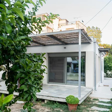 Cube House - Detached With Garden And Parking 펜션 볼로스