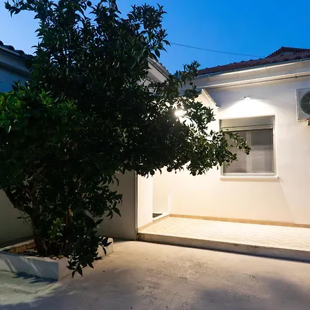 펜션 Cube House - Detached With Garden And Parking 볼로스